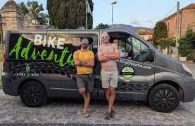 Appia Antica and Catacombs by ebike: guided tour with Private Transfer from Circus Maximus