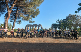 Appia Antica and Catacombs by ebike: guided tour with Private Transfer from Circus Maximus